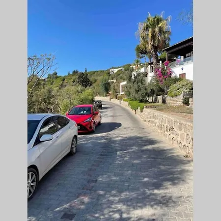 Sea View And Beach Villa In Bitez Aktur
